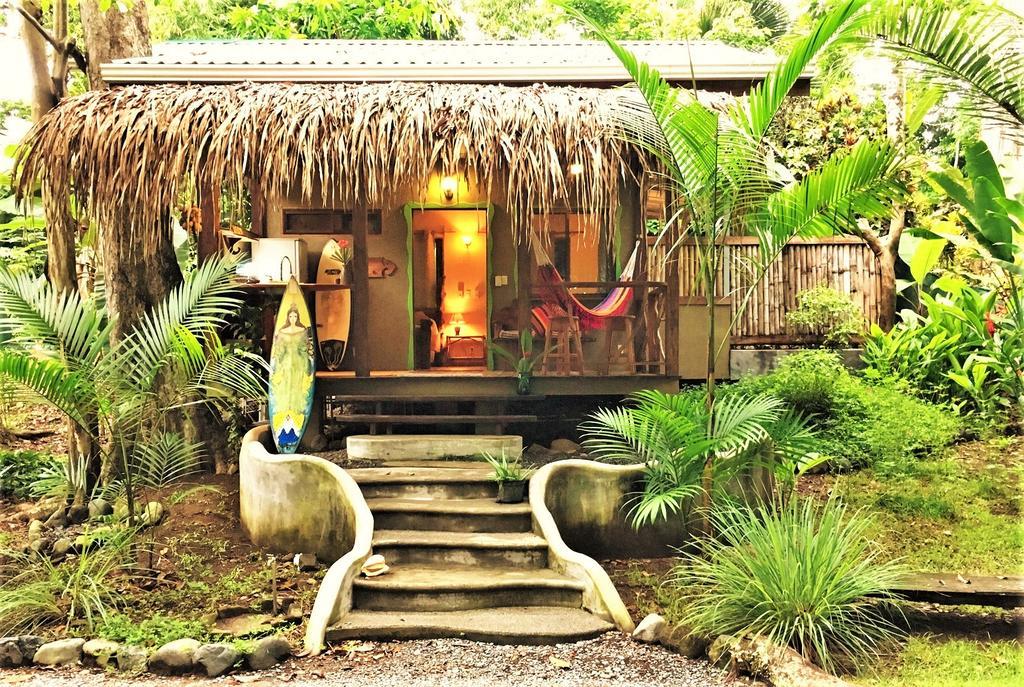 Cafe De La Suerte Villa ปาโวเนส ภายนอก รูปภาพ